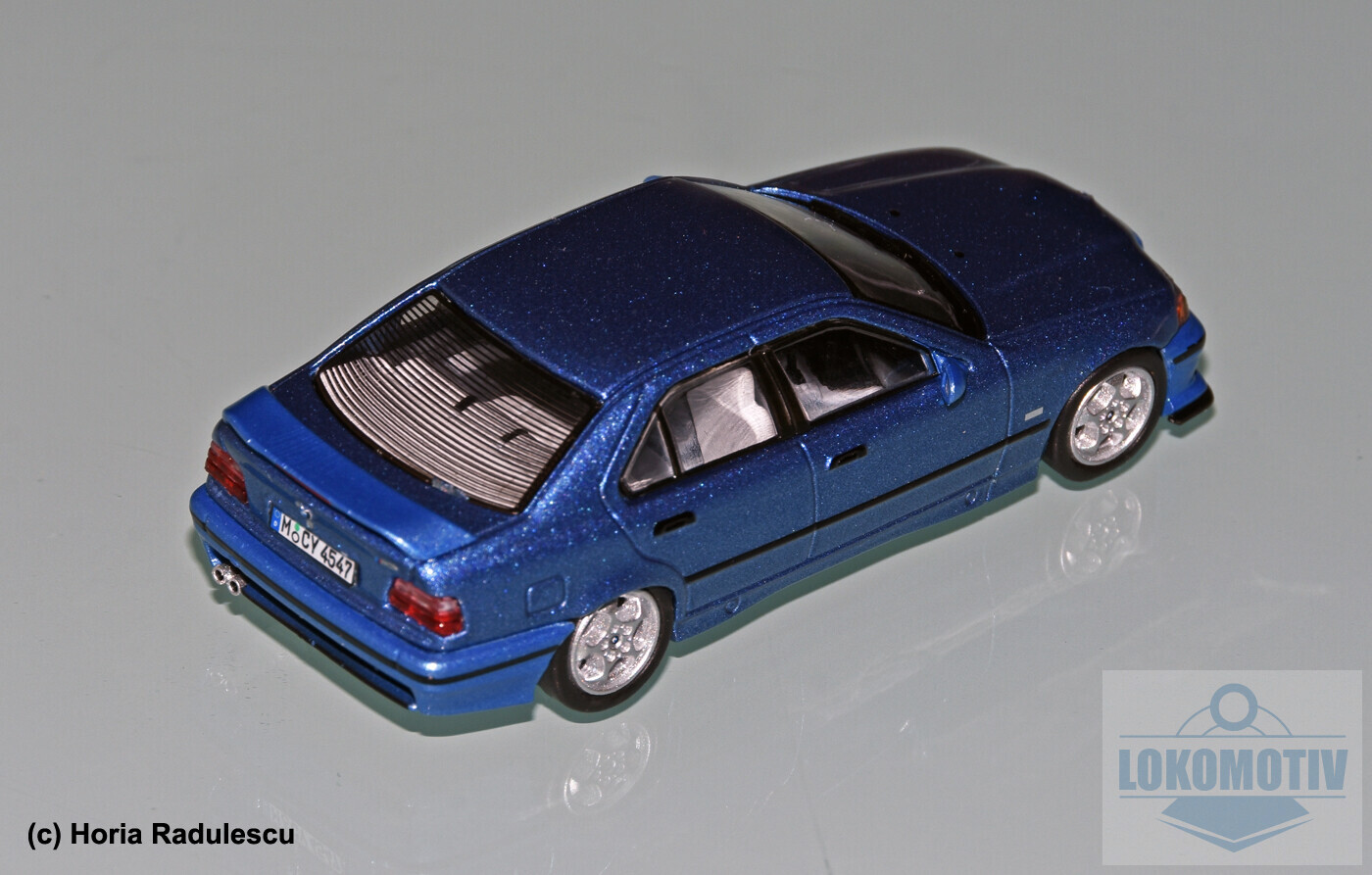64-BMW-E36-M3-2.jpg
